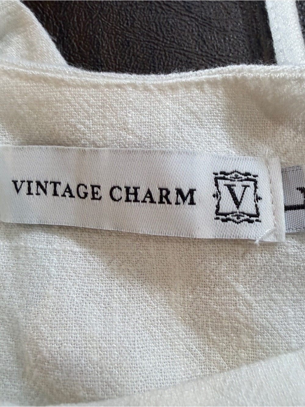 Vintage Charm White Spaghetti Strap Camisole With Red & Blue Wavy Trim Sz L — image 3 of 5